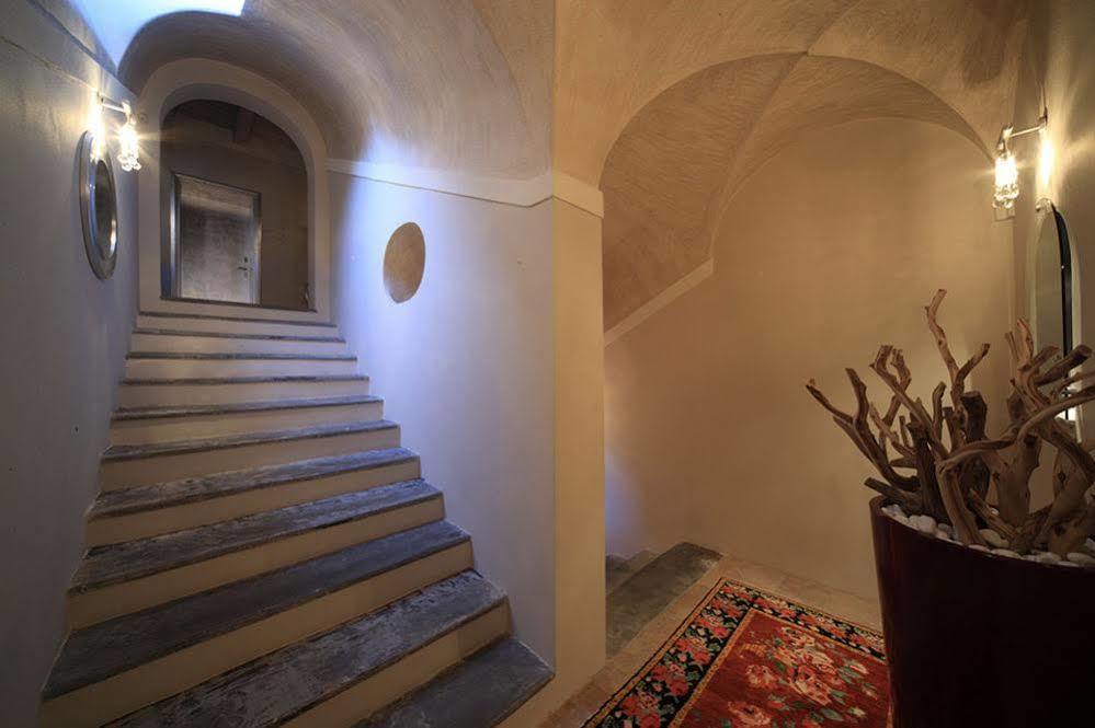 Hotel Residenza La Ceramica Fabriano Bagian luar foto